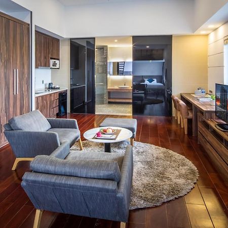Charm Suite Residence Saigon ホーチミン市 エクステリア 写真