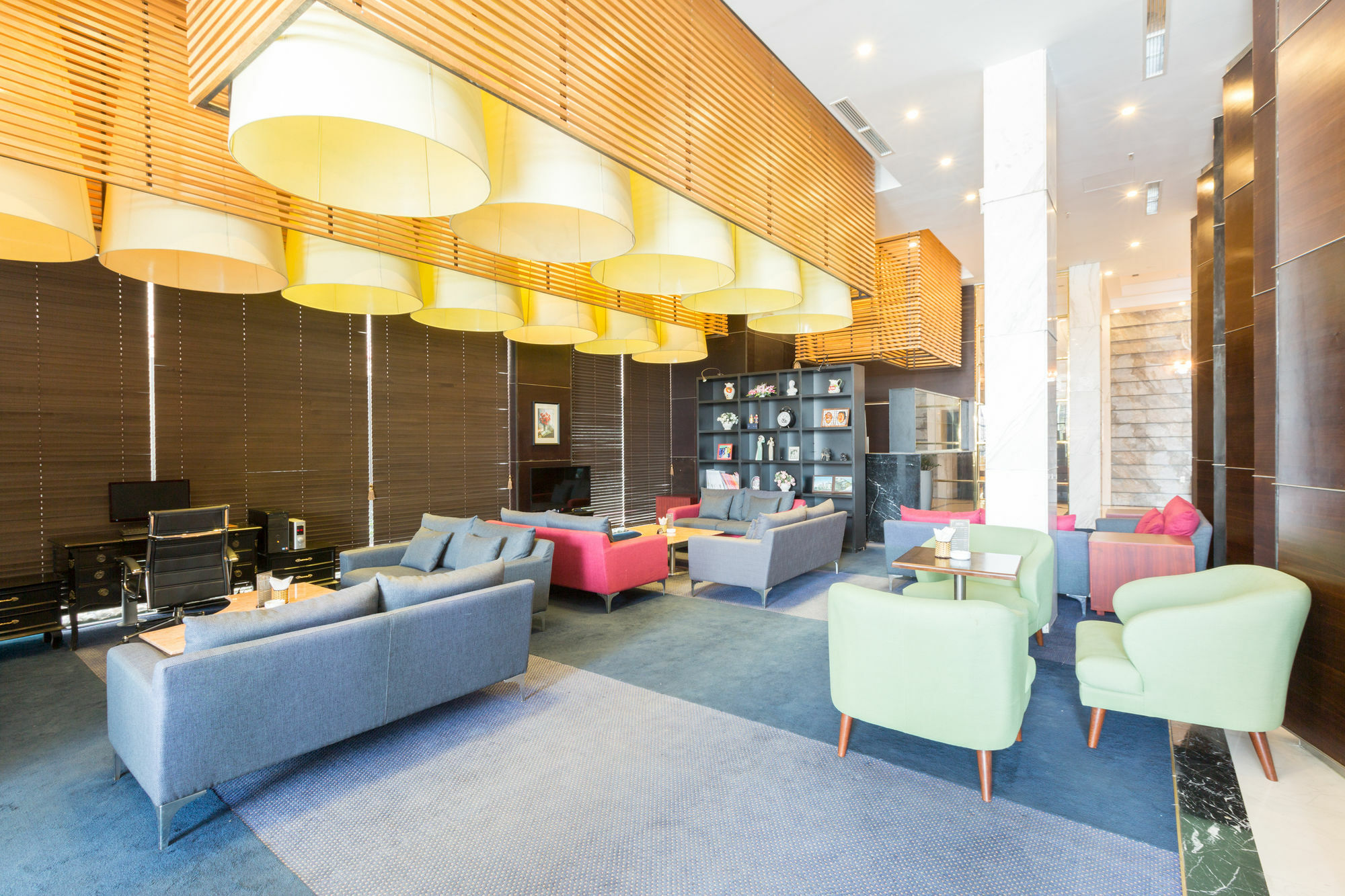 Charm Suite Residence Saigon ホーチミン市 エクステリア 写真