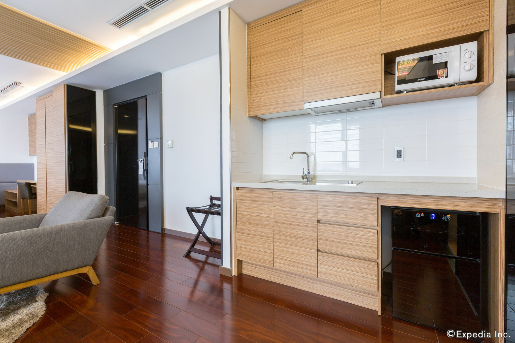 Charm Suite Residence Saigon ホーチミン市 エクステリア 写真